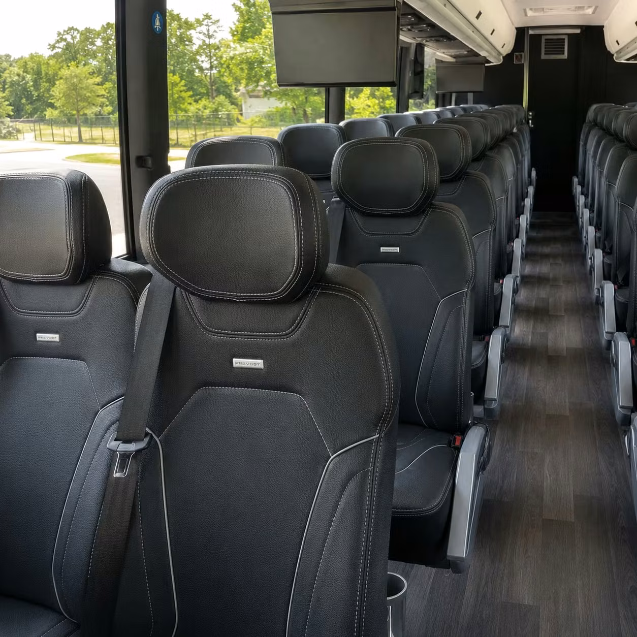 how distance and duration affect charter bus rental rates in washington dc