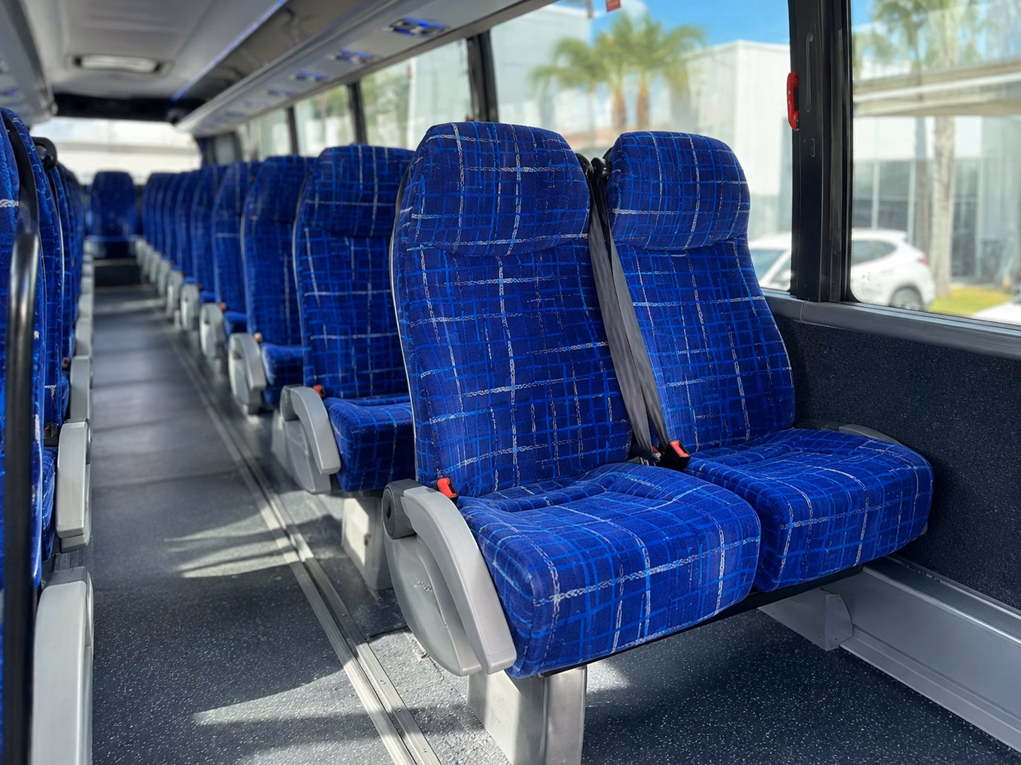 how where and when you re traveling affects washington dc bus rental rates