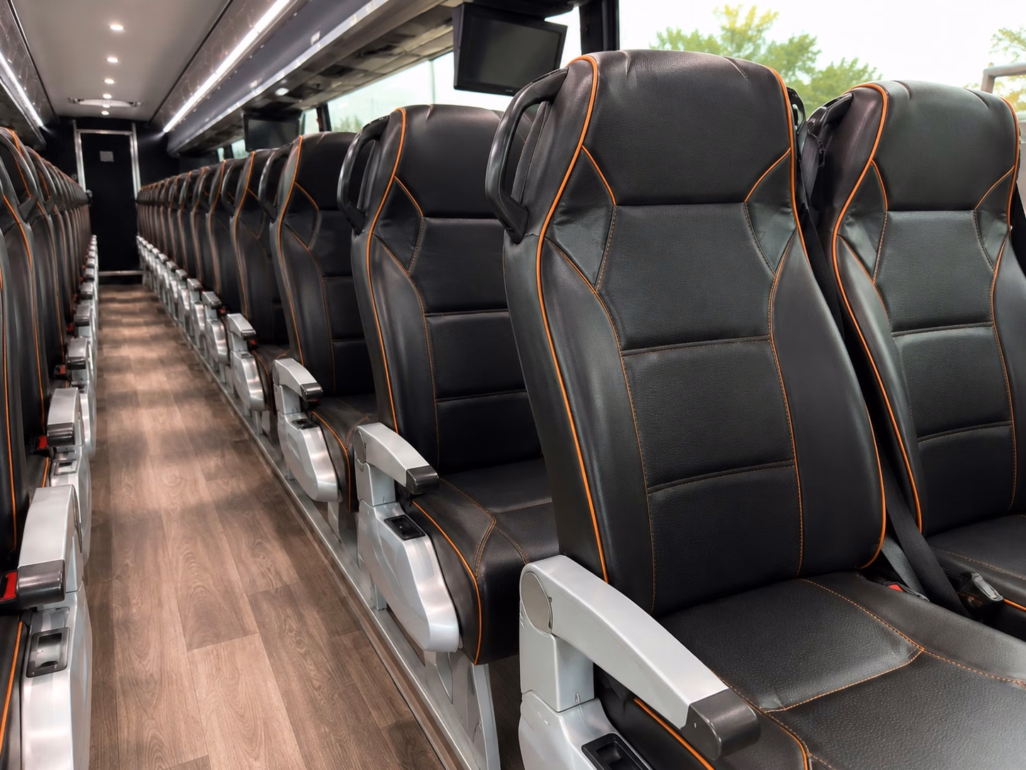 shuttle buses for washington dc hotel guests and out of town wedding attendees