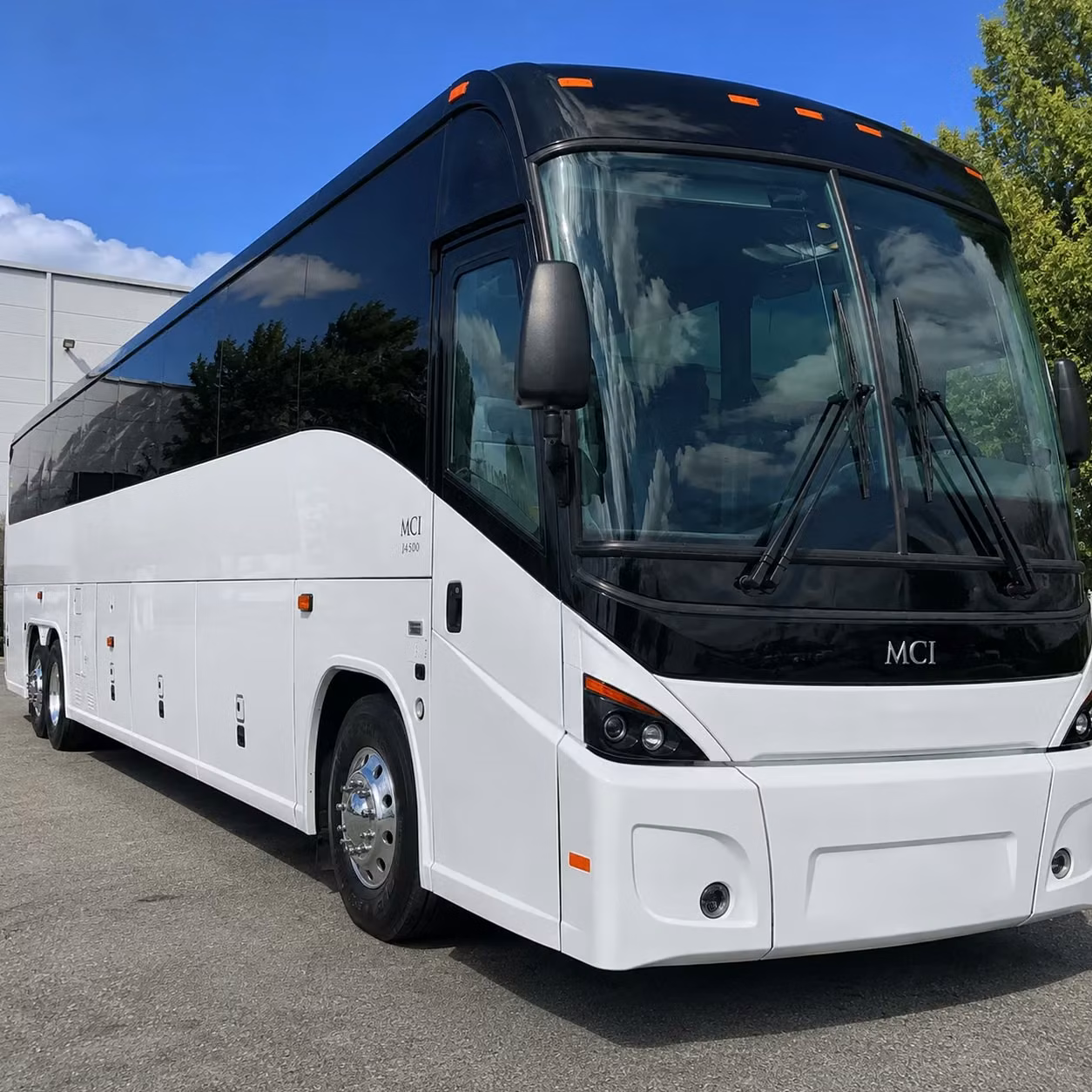 washington charter bus rental exterior